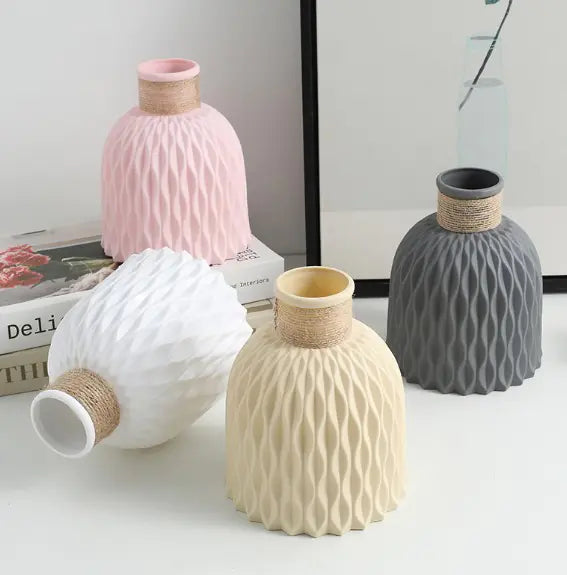 DIY Plastic Flower Vase